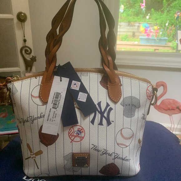 Dooney & Bourke Handbags - Dooney Bourke NY Yankees Sm Celeste Crossbody Bag